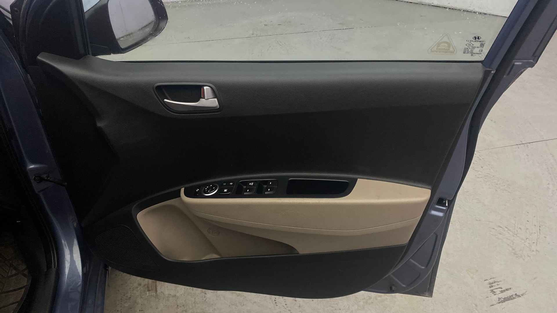 View 2014 Hyundai Xcent S Petrol Image 32 Used 2014 Hyundai Xcent S Petrol Image 32