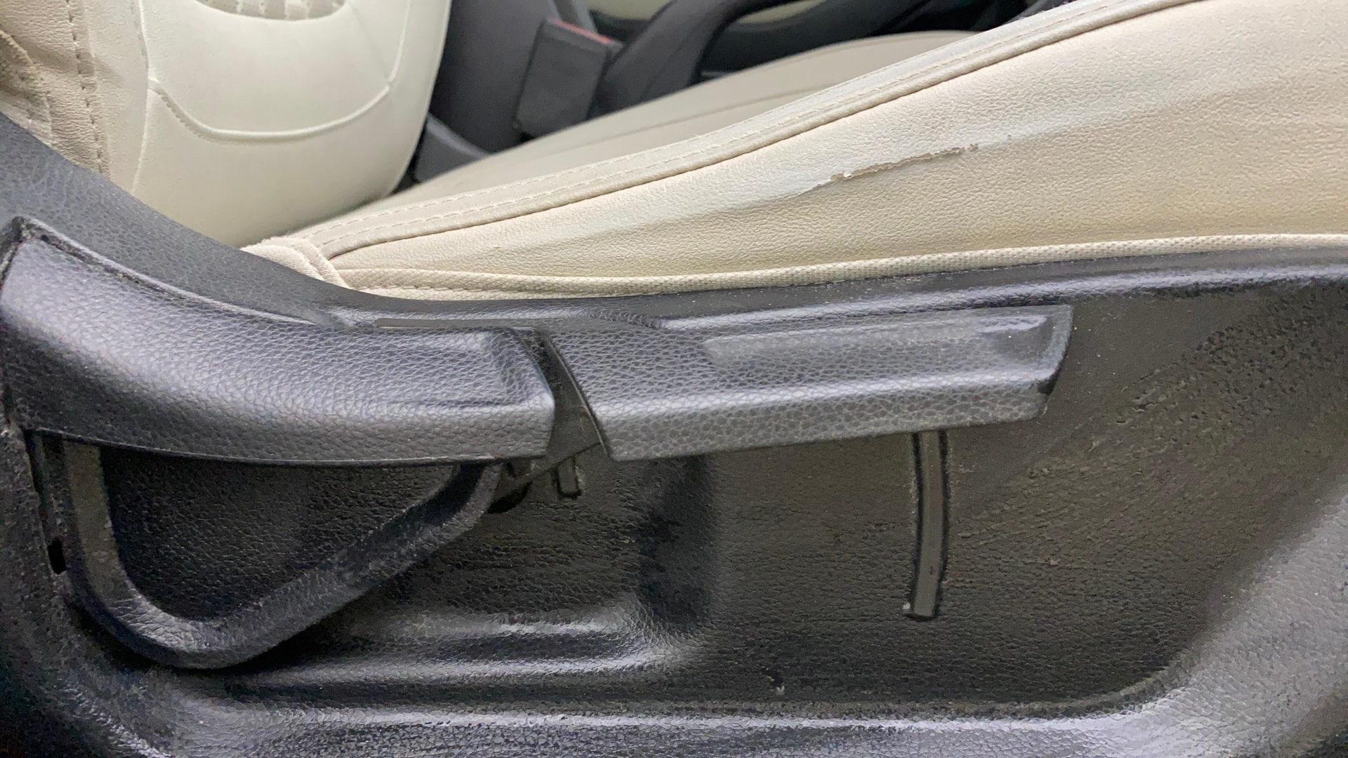 View 2022 Kia Seltos HTX Plus AT Diesel Image 19 Used 2022 Kia Seltos HTX Plus AT Diesel Image 19
