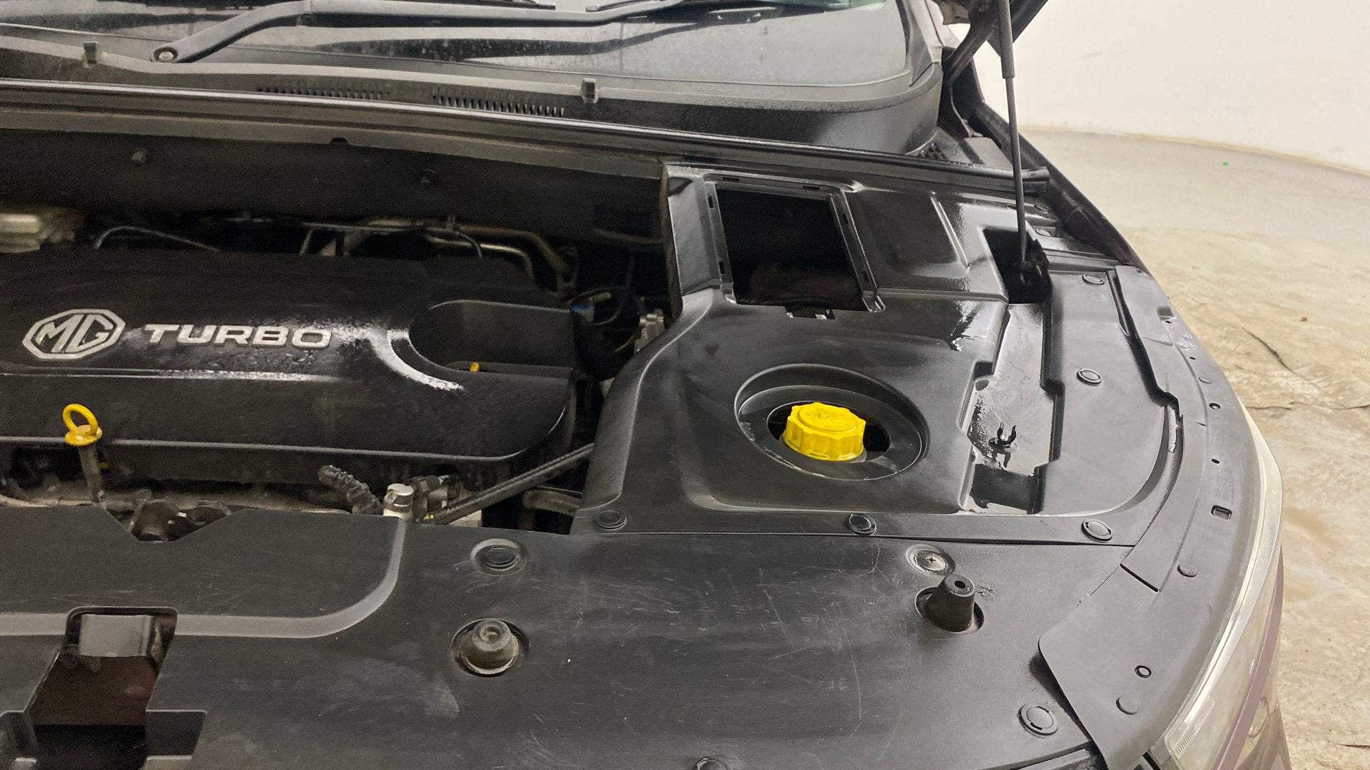 Used 2023 MG Hector Plus Used 2023 MG Hector Plus