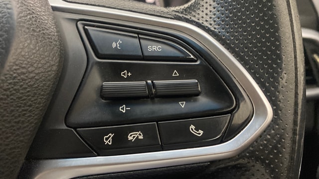 View MG Hector Plus Image 3 Used MG Hector Plus Image 3