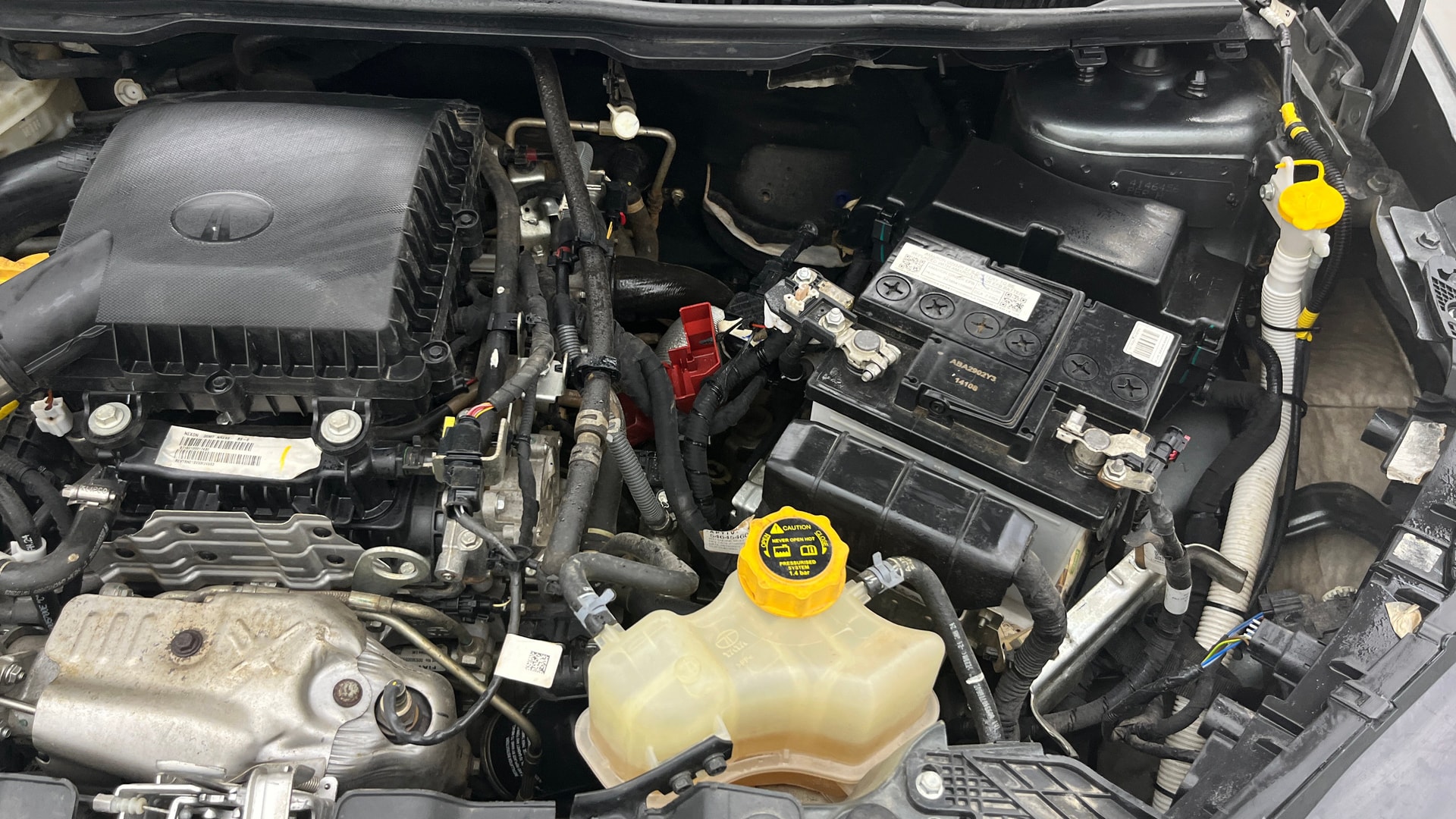 View 2024 Tata Nexon Revotron XE Image 13 Used 2024 Tata Nexon Revotron XE Image 13