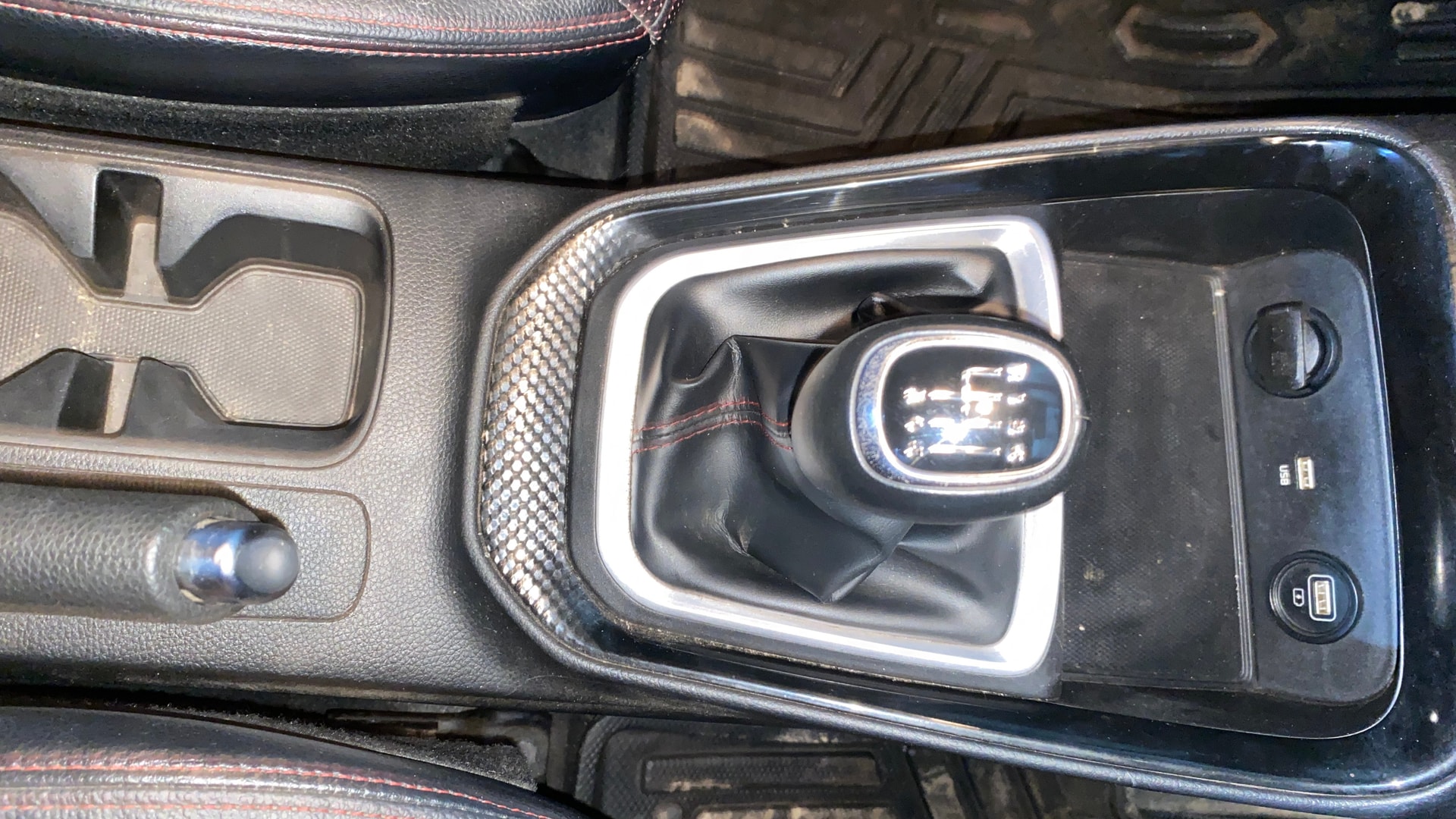Used 2022 Kia Sonet Used 2022 Kia Sonet