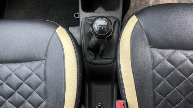 View Hyundai EON Image 38 Used Hyundai EON Image 38