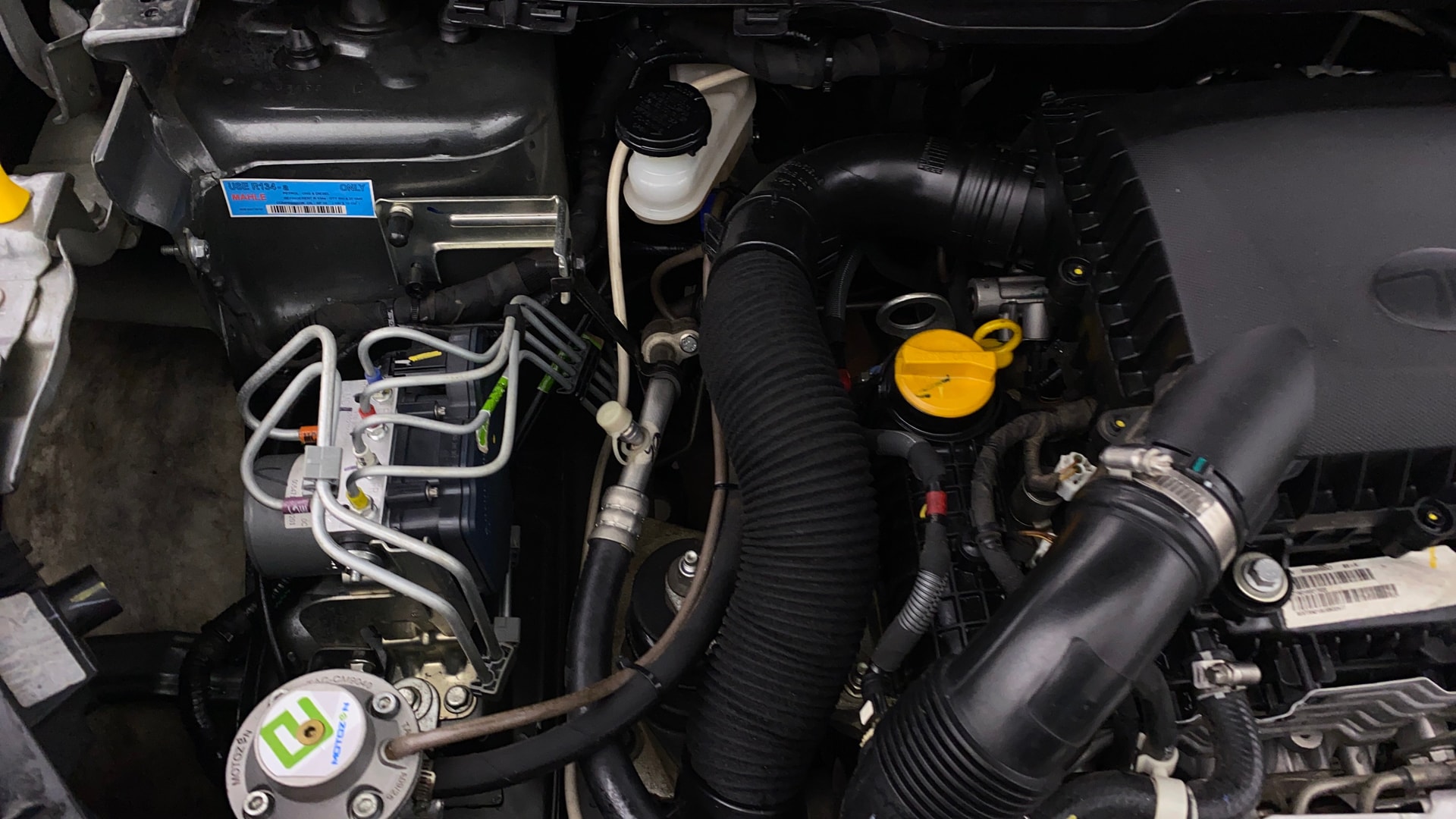 View 2025 Tata Curvv Smart 1.2 Revotron Petrol 6MT Image 4 Used 2025 Tata Curvv Smart 1.2 Revotron Petrol 6MT Image 4