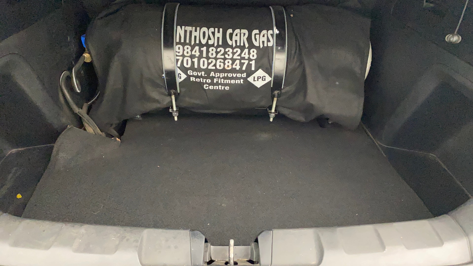 View 2025 Tata Curvv Smart 1.2 Revotron Petrol 6MT Image 11 Used 2025 Tata Curvv Smart 1.2 Revotron Petrol 6MT Image 11