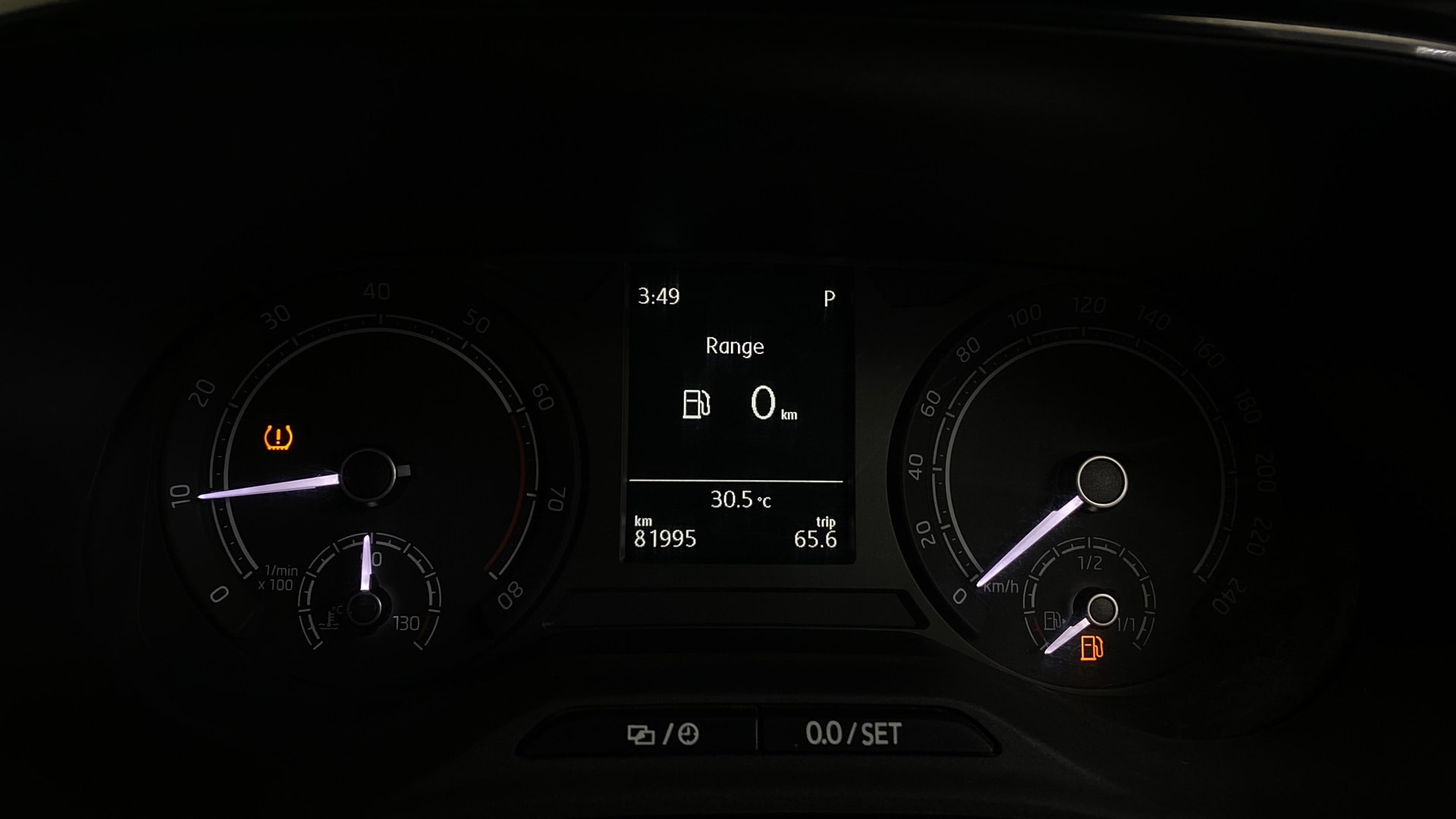 View 2022 Skoda Slavia Ambition 1.0 TSI AT Image 36 Used 2022 Skoda Slavia Ambition 1.0 TSI AT Image 36