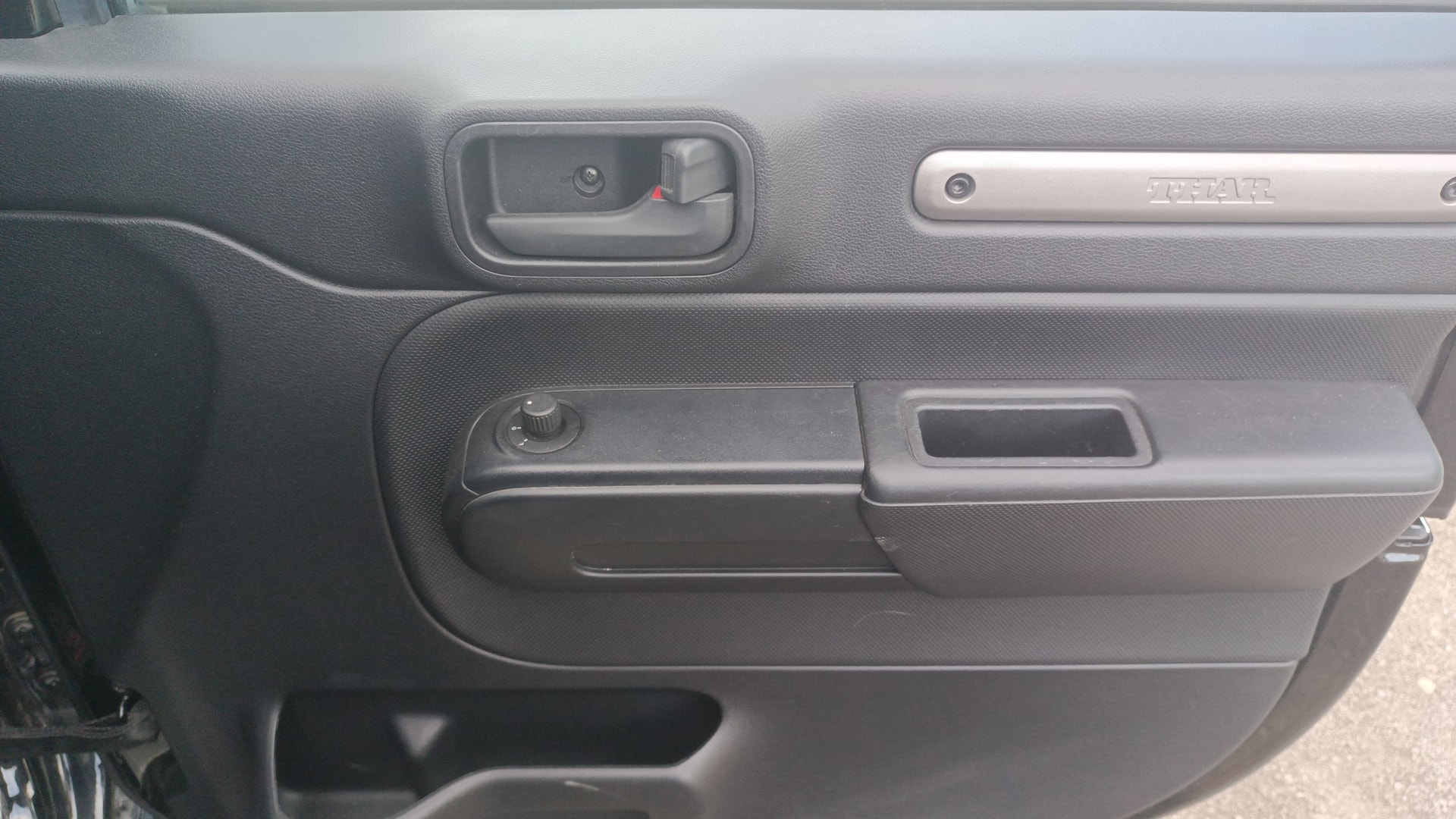 View 2024 Mahindra Thar AX Standard Manual Soft Top 6 Seater Image 34 Used 2024 Mahindra Thar AX Standard Manual Soft Top 6 Seater Image 34