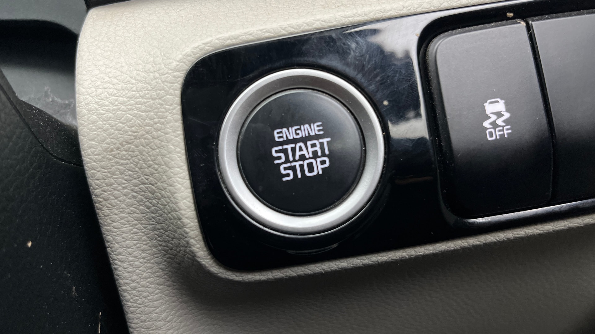 View 2021 Kia Sonet HTX Diesel Image 40 Used 2021 Kia Sonet HTX Diesel Image 40