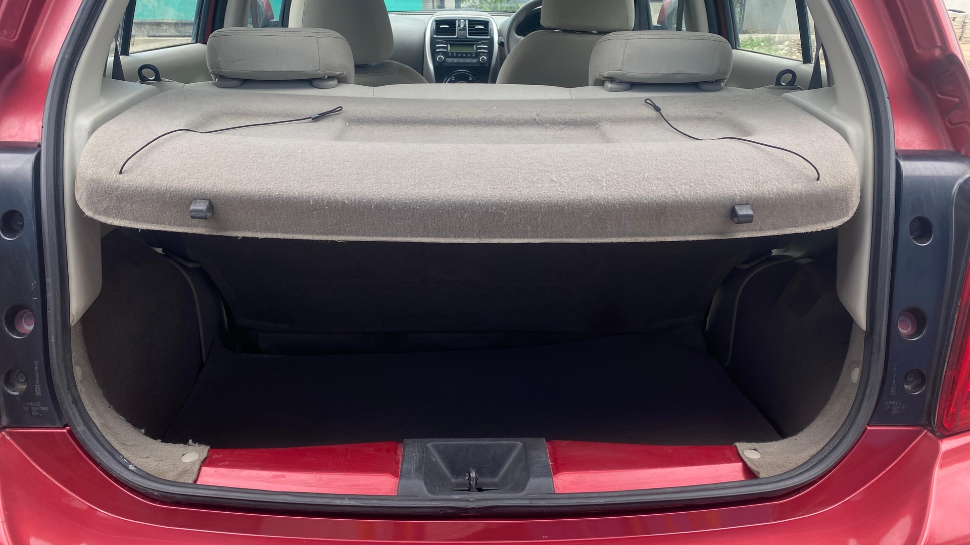 View 2014 Nissan Micra XV (CVT) Image 10 Used 2014 Nissan Micra XV (CVT) Image 10