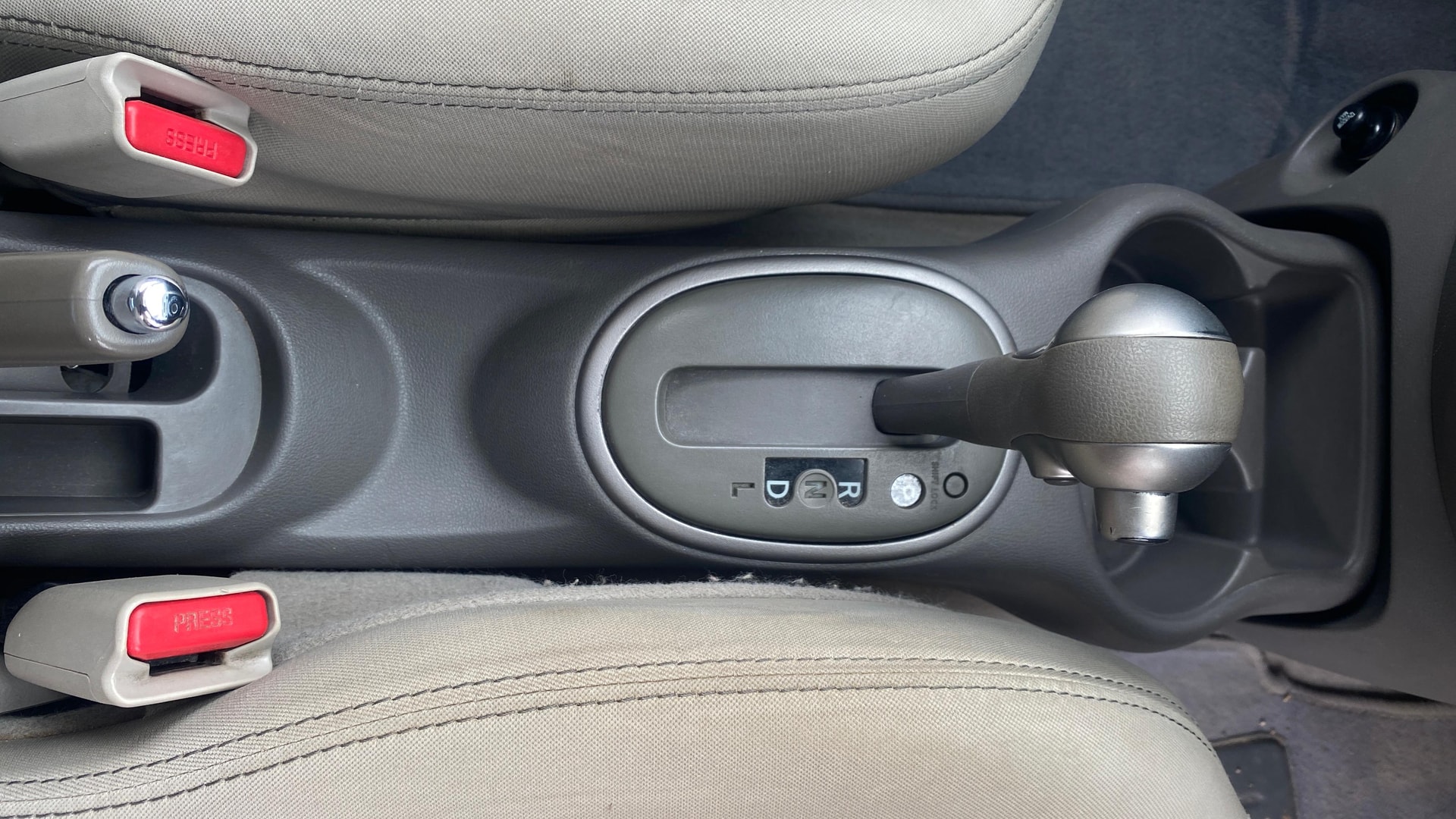 View 2014 Nissan Micra XV (CVT) Image 38 Used 2014 Nissan Micra XV (CVT) Image 38