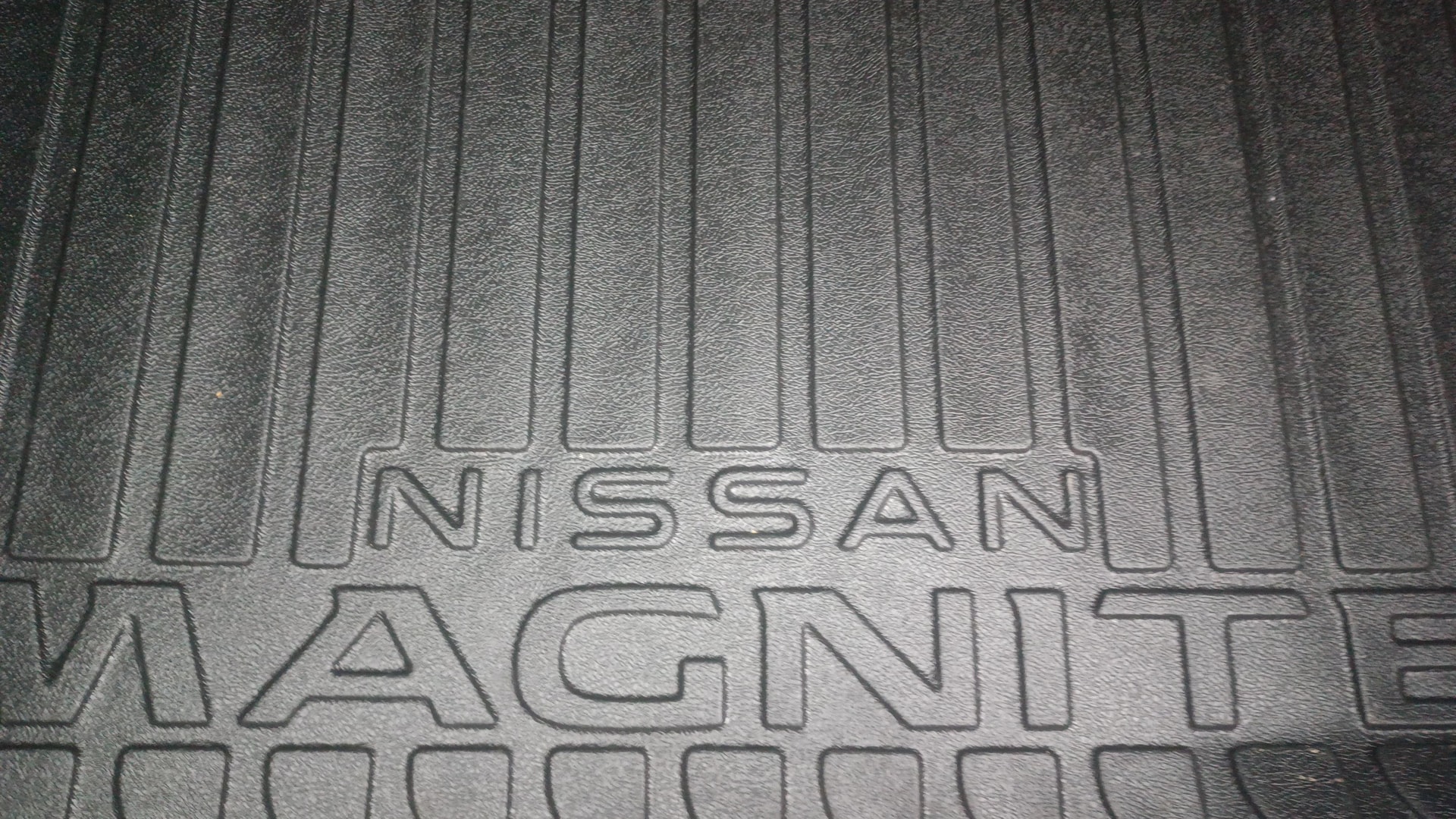 View 2025 Nissan Magnite Acenta B4D 1.0 Petrol AMT Image 10 Used 2025 Nissan Magnite Acenta B4D 1.0 Petrol AMT Image 10