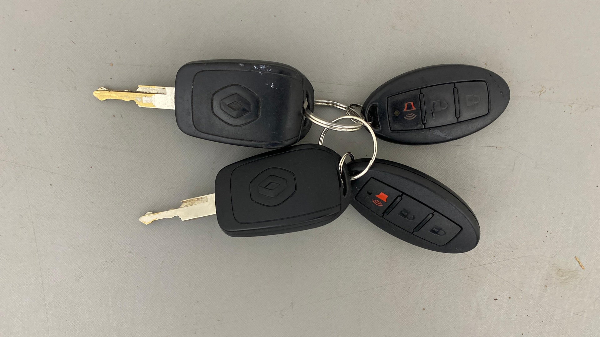View 2018 Renault Kwid RXL 1.0 AMT BS IV Image 17 Used 2018 Renault Kwid RXL 1.0 AMT BS IV Image 17