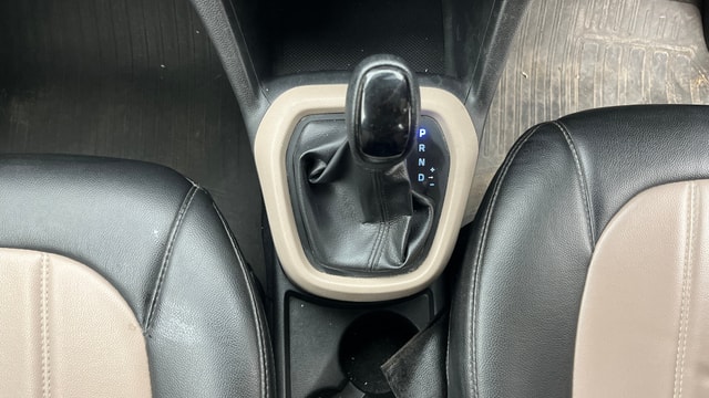 View Hyundai Grand i10 Image 39 Used Hyundai Grand i10 Image 39
