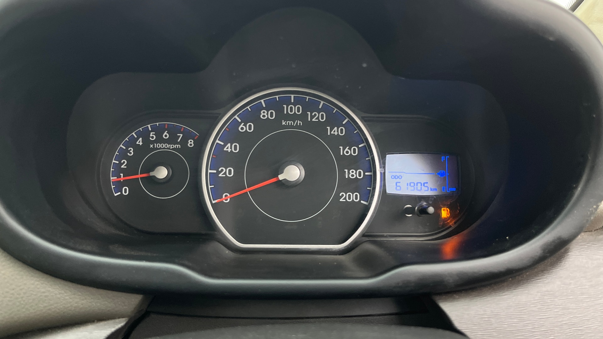 View 2015 Hyundai i10 1.2 Asta MT Image 33 Used 2015 Hyundai i10 1.2 Asta MT Image 33