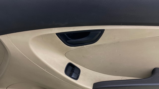 View Hyundai EON Image 32 Used Hyundai EON Image 32