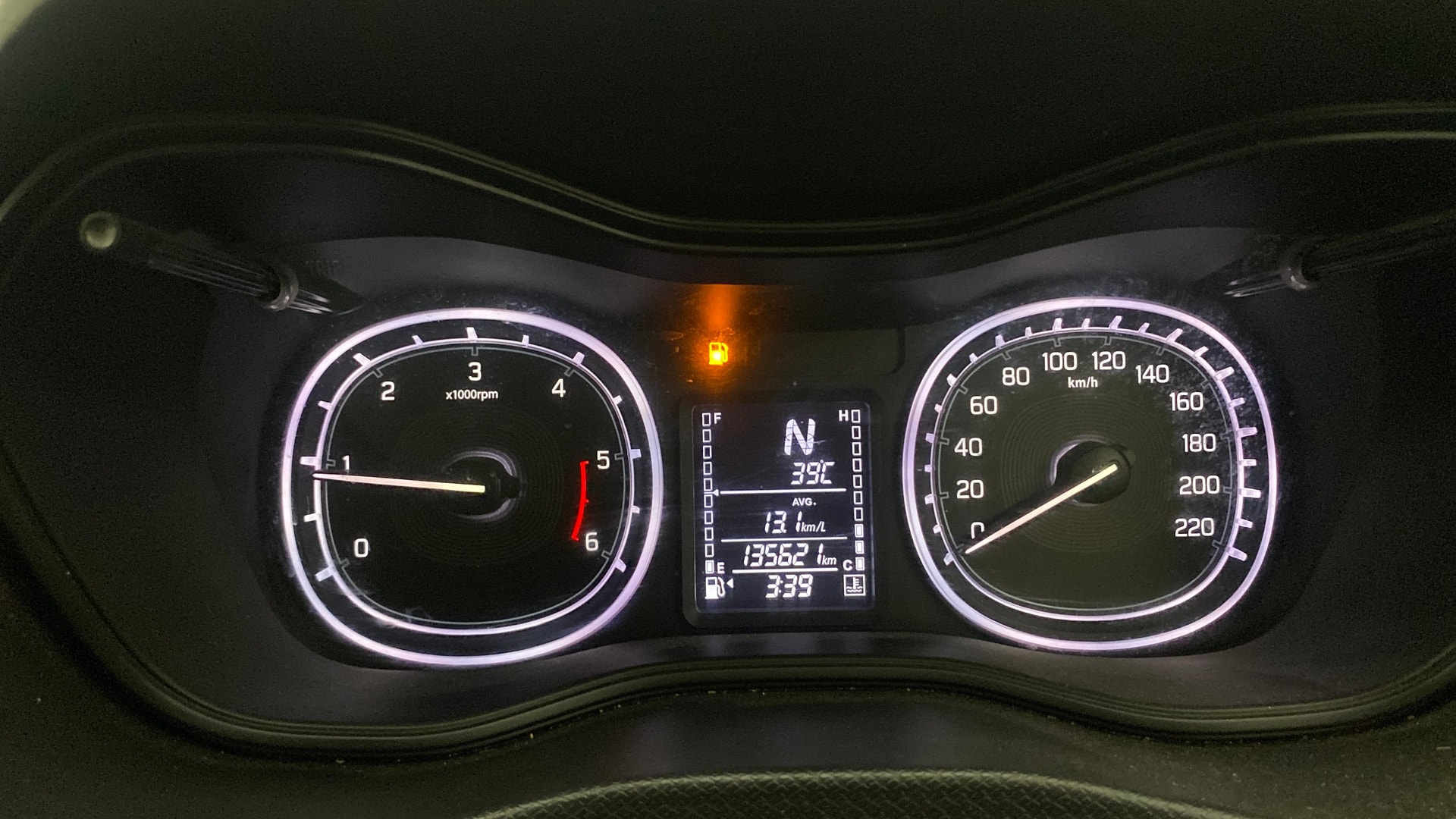 View 2018 Maruti Suzuki 1000 Base Variant Image 35 Used 2018 Maruti Suzuki 1000 Base Variant Image 35