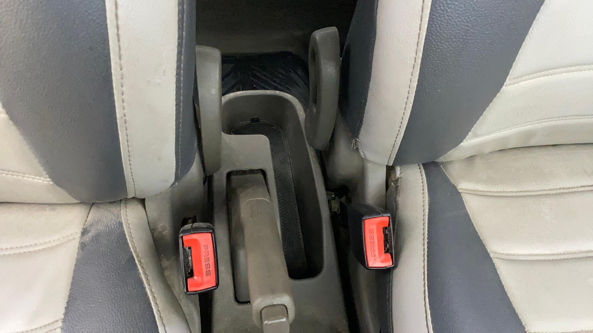 View 2014 Hyundai i10 1.1 Magna Image 10 Used 2014 Hyundai i10 1.1 Magna Image 10