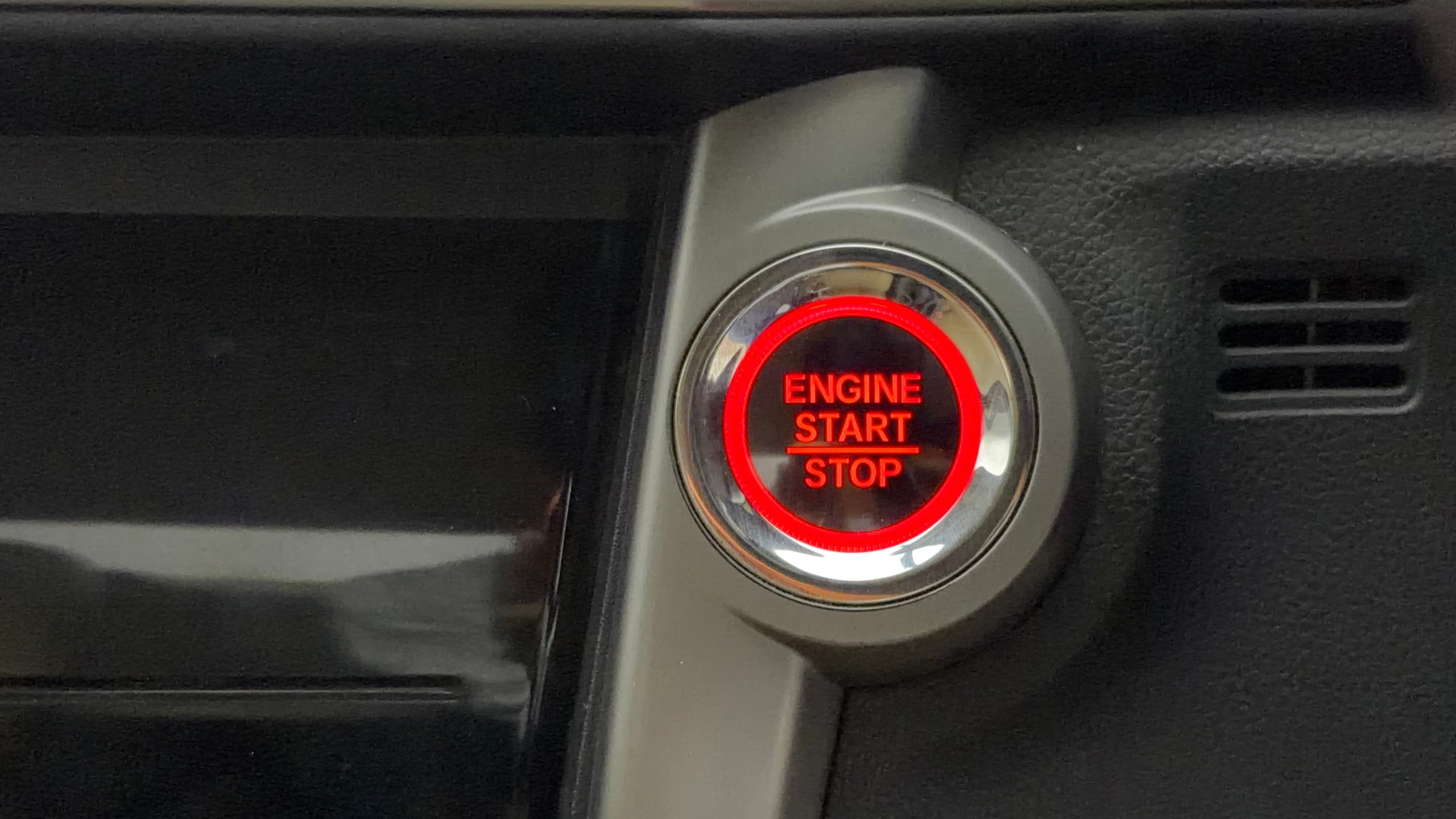 View 2020 Honda City ZX MT Diesel Anniversary Edition Image 35 Used 2020 Honda City ZX MT Diesel Anniversary Edition Image 35