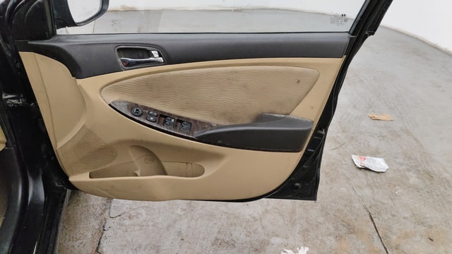 View Hyundai Fluidic Verna Image 33 Used Hyundai Fluidic Verna Image 33