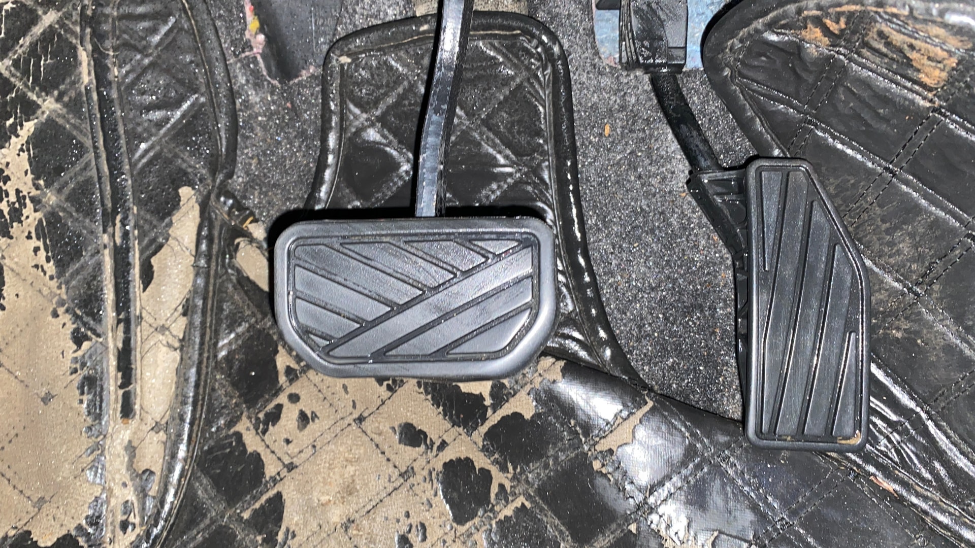 View 2023 Maruti Suzuki 1000 Base Variant Image 30 Used 2023 Maruti Suzuki 1000 Base Variant Image 30