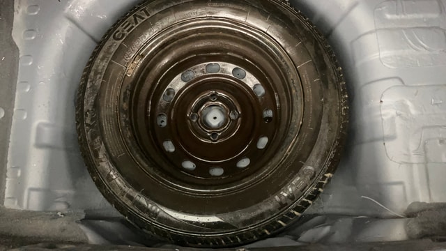 View Mahindra KUV100 Image 15 Used Mahindra KUV100 Image 15
