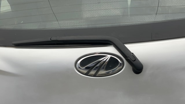 View Mahindra KUV100 Image 22 Used Mahindra KUV100 Image 22
