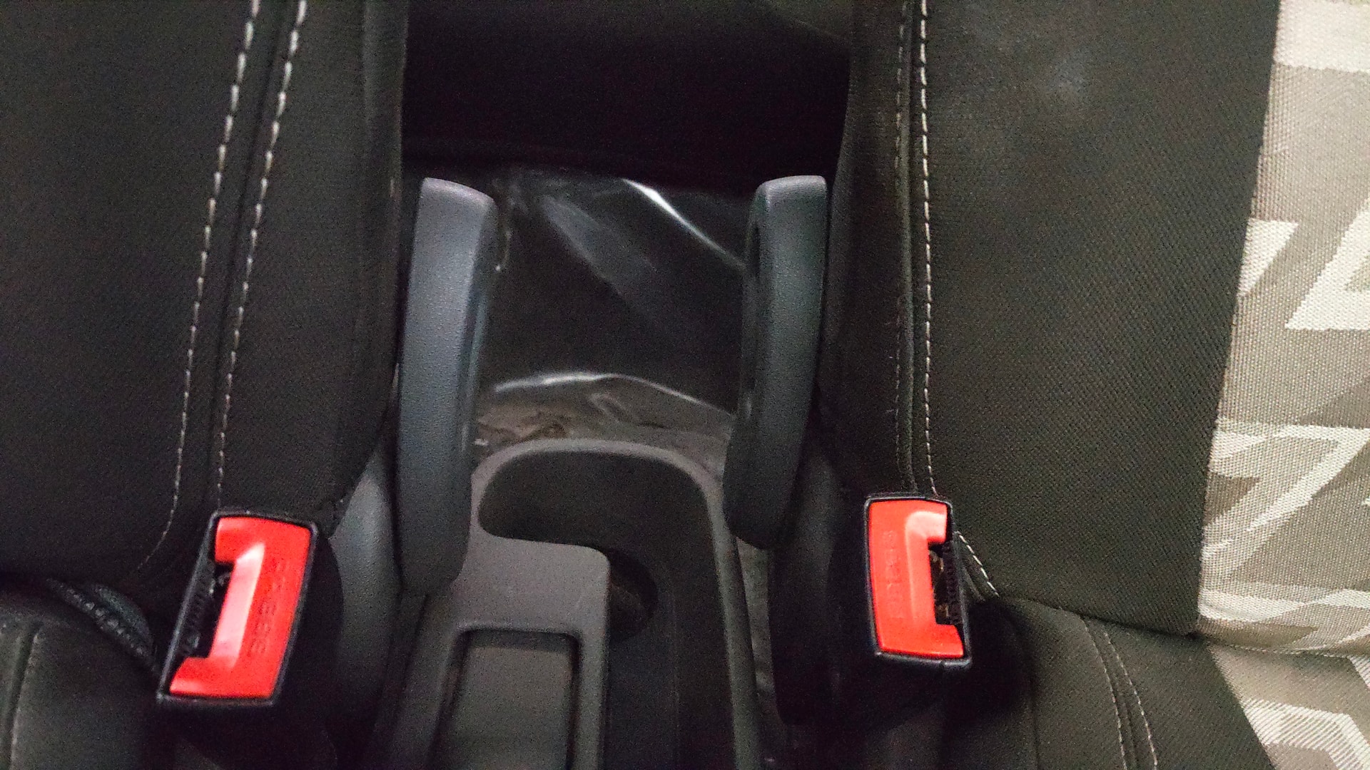 View 2013 Hyundai i10 1.2 Asta MT Image 18 Used 2013 Hyundai i10 1.2 Asta MT Image 18