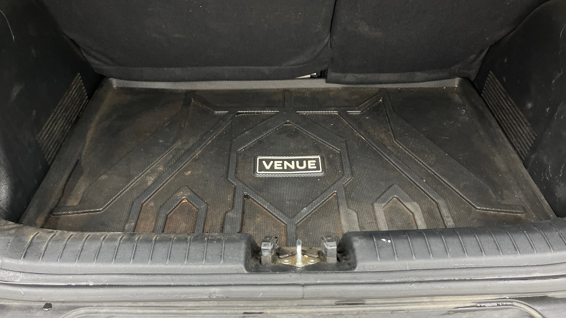 Used 2024 Hyundai Venue Used 2024 Hyundai Venue