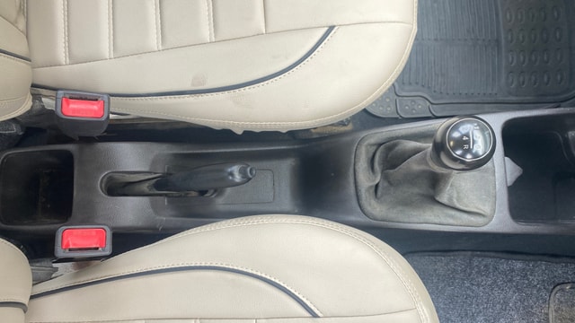 View Hyundai EON Image 37 Used Hyundai EON Image 37