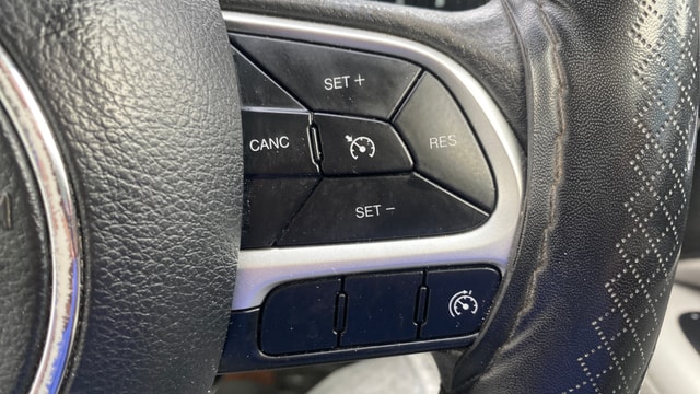 View Jeep Compass Image 3 Used Jeep Compass Image 3