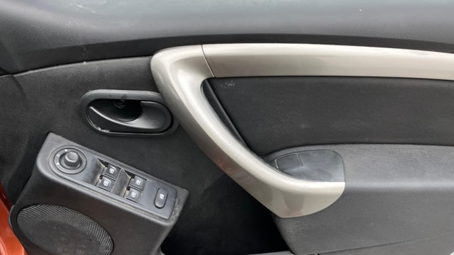 View Renault Duster Image 33 Used Renault Duster Image 33