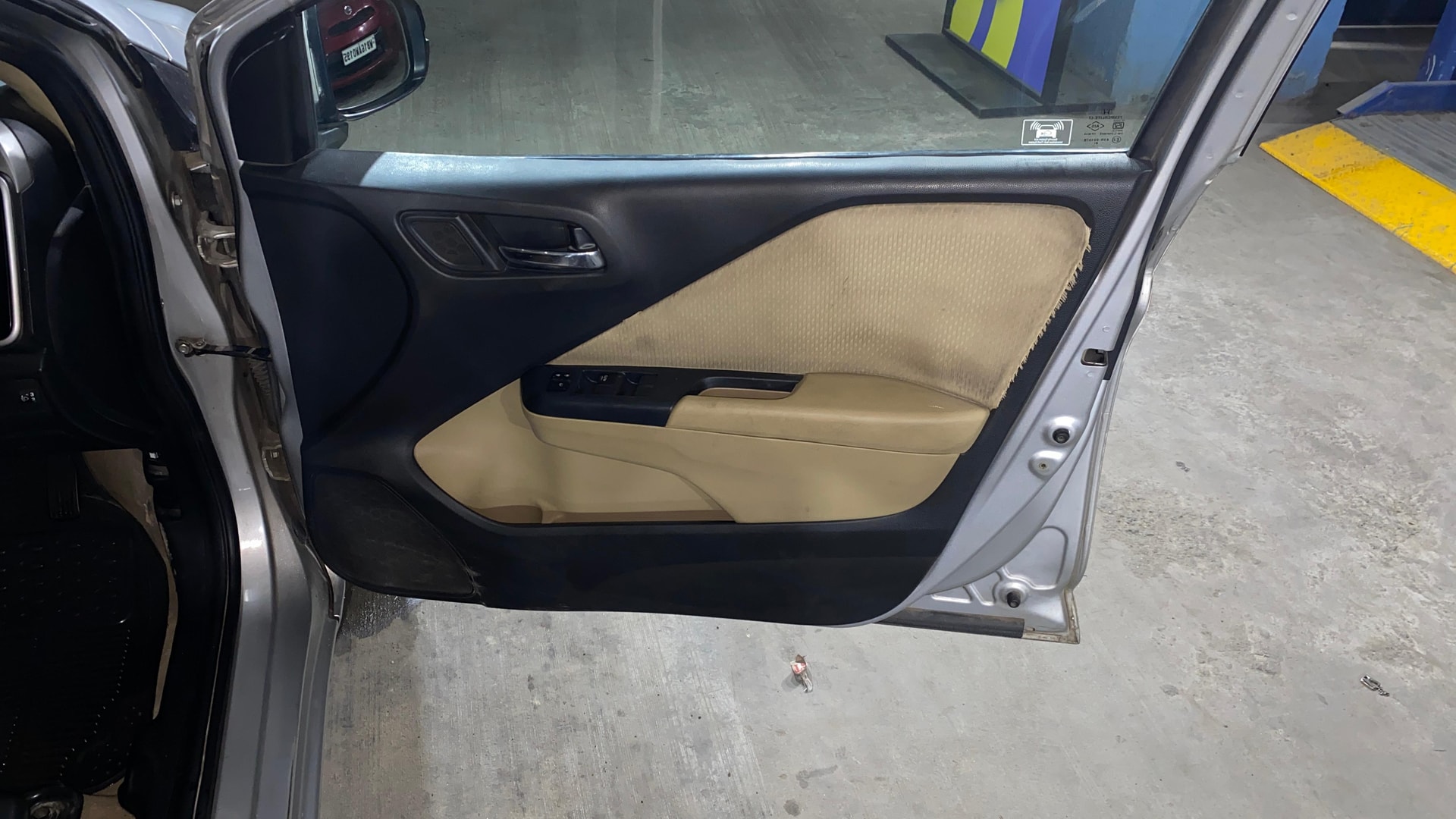 View 2018 Honda City ZX MT Diesel Anniversary Edition Image 34 Used 2018 Honda City ZX MT Diesel Anniversary Edition Image 34