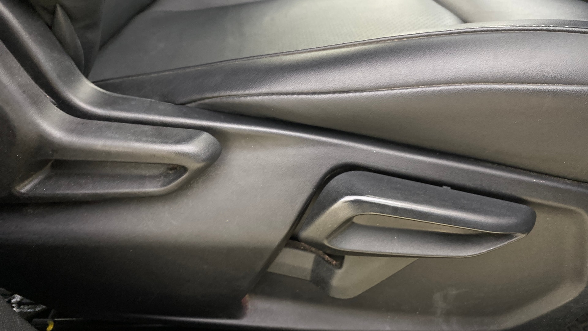View 2023 Tata Nexon Revotron XE Image 11 Used 2023 Tata Nexon Revotron XE Image 11