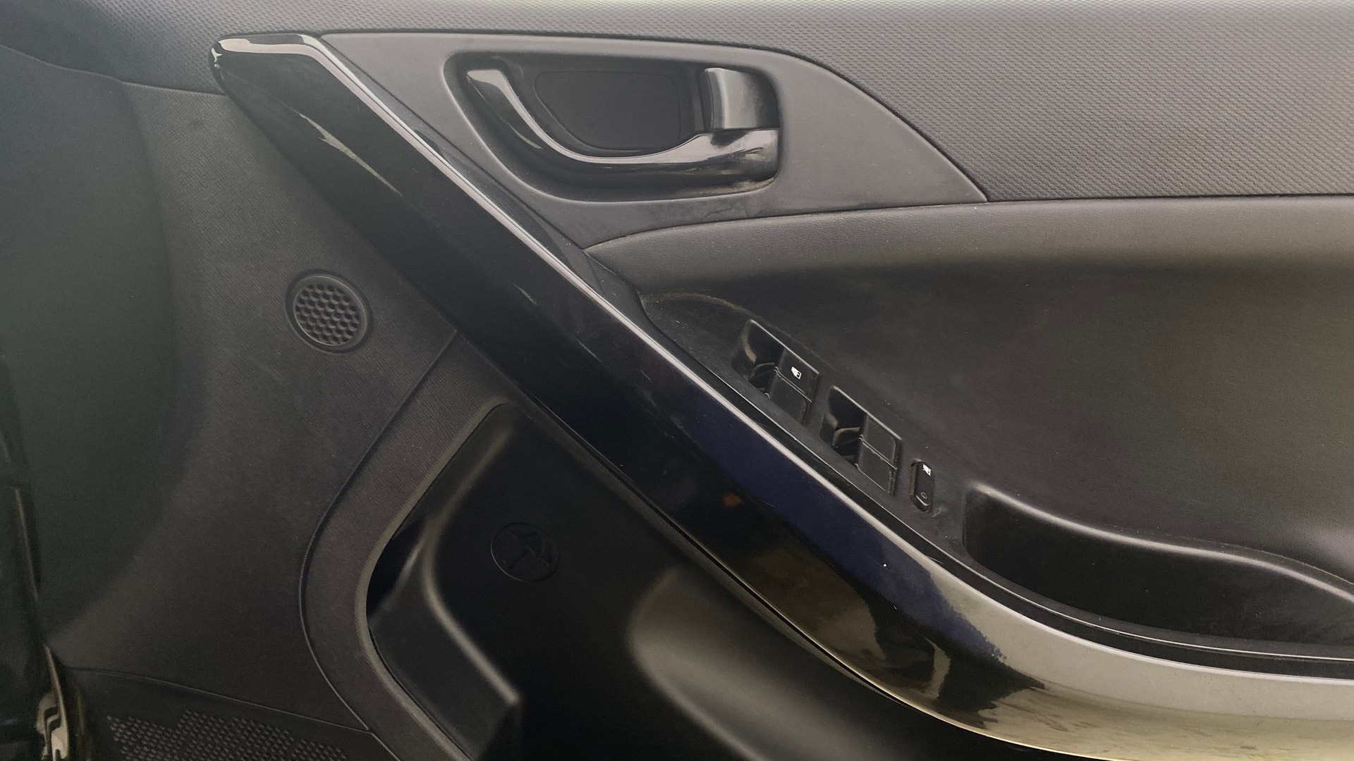 View 2023 Tata Nexon Revotron XE Image 40 Used 2023 Tata Nexon Revotron XE Image 40