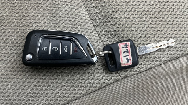 View Nissan Sunny Image 27 Used Nissan Sunny Image 27