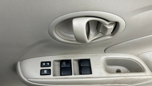 View Nissan Sunny Image 33 Used Nissan Sunny Image 33