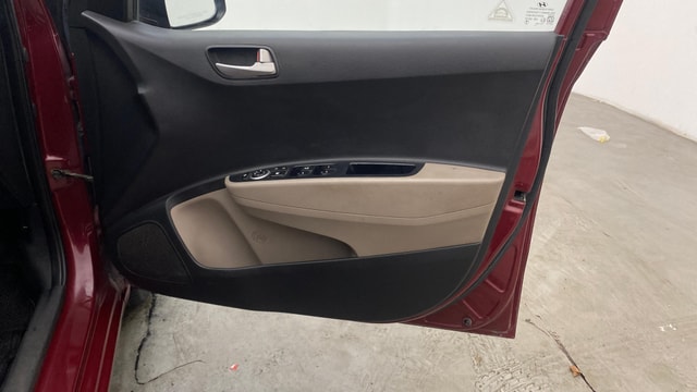 View Hyundai Grand i10 Image 32 Used Hyundai Grand i10 Image 32