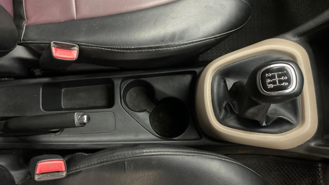 View Hyundai Grand i10 Image 38 Used Hyundai Grand i10 Image 38