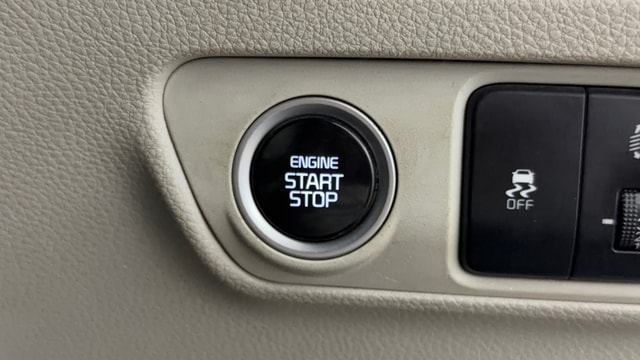 View Kia Carens Image 41 Used Kia Carens Image 41