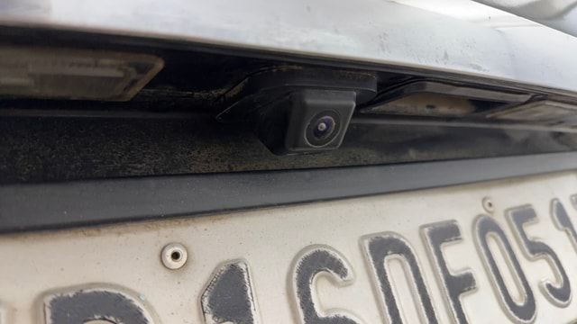 View Kia Carens Image 17 Used Kia Carens Image 17