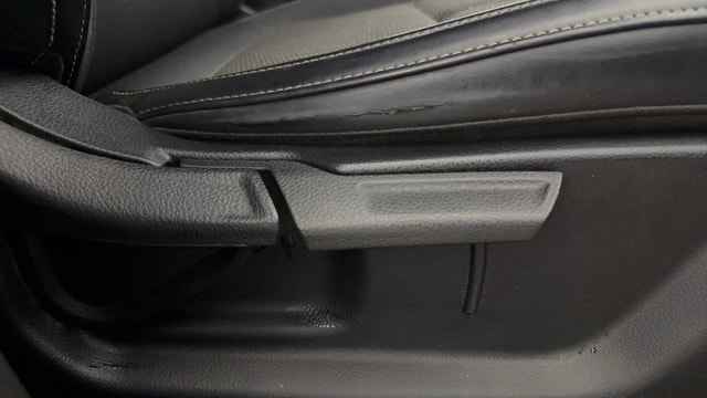 View Kia Carens Image 12 Used Kia Carens Image 12