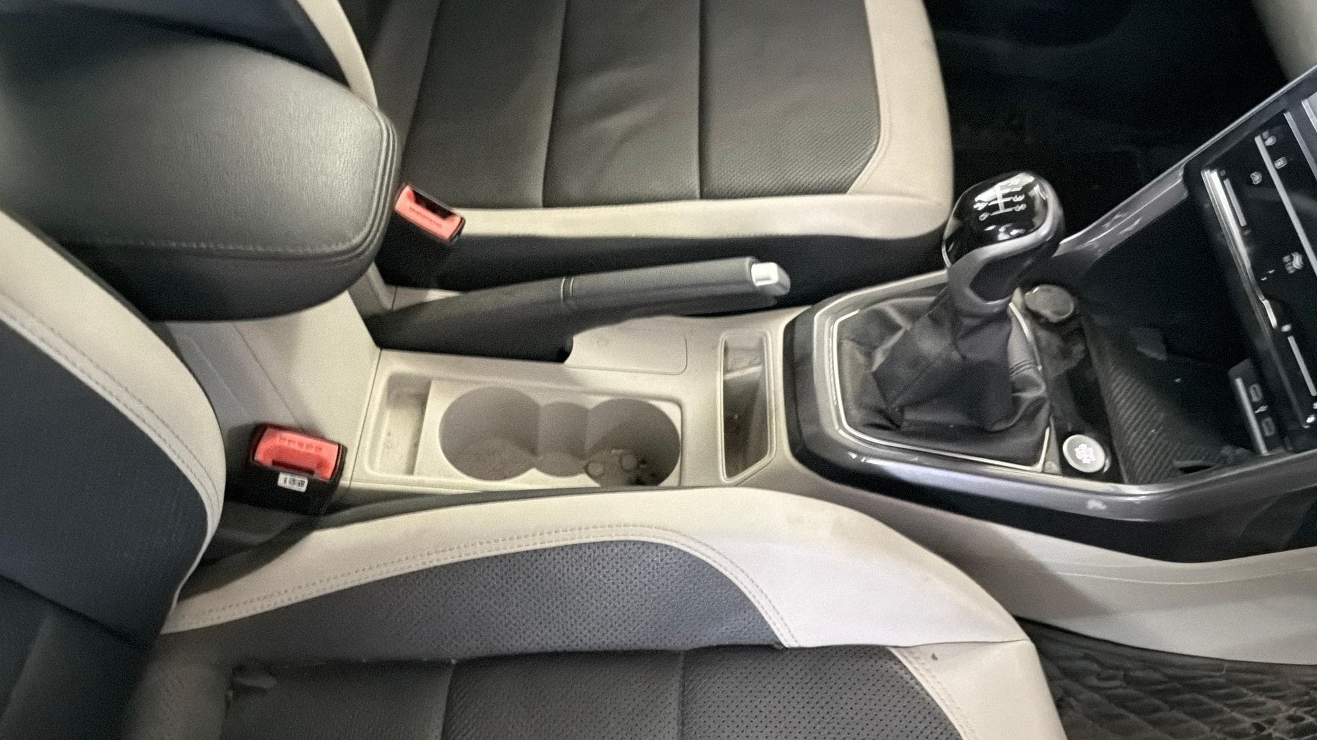 Used 2023 Volkswagen Taigun Used 2023 Volkswagen Taigun