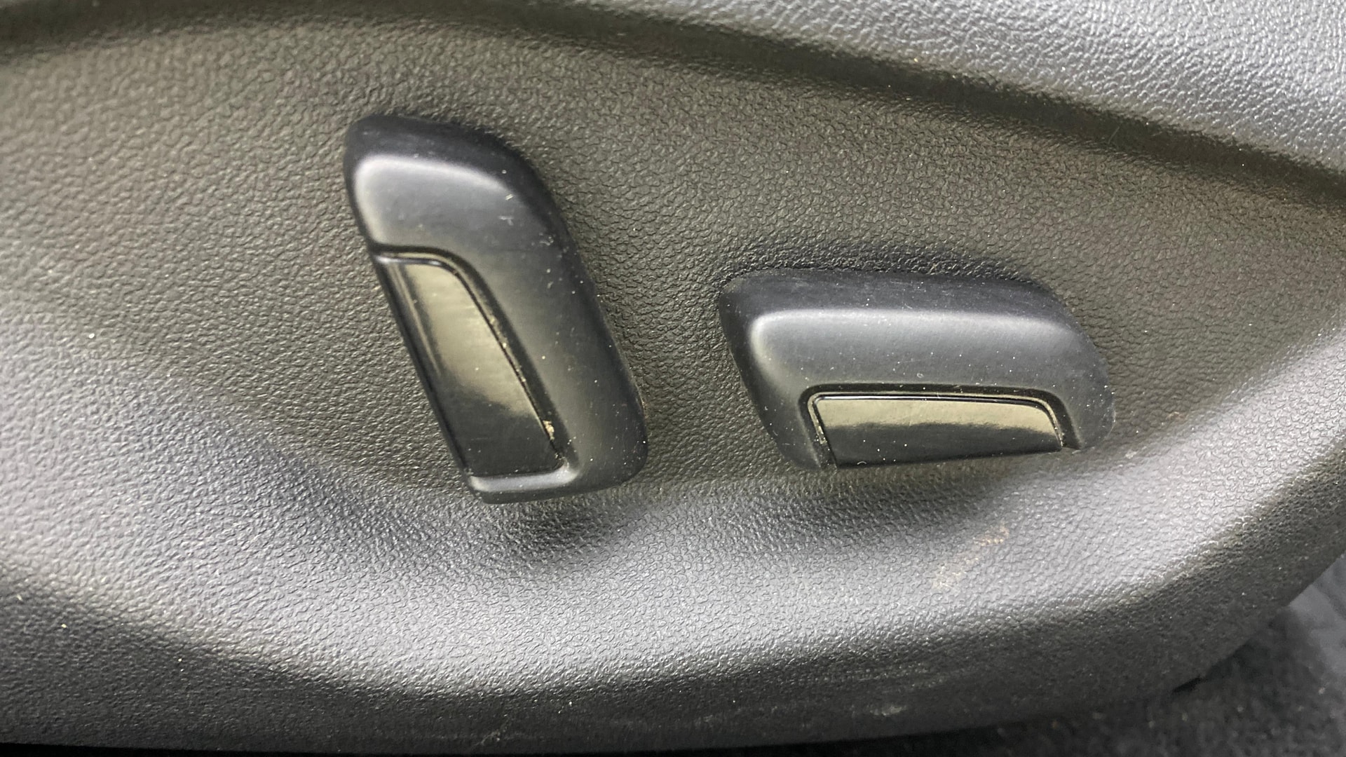 View 2024 Skoda Slavia Style 1.0 TSI AT Image 19 Used 2024 Skoda Slavia Style 1.0 TSI AT Image 19