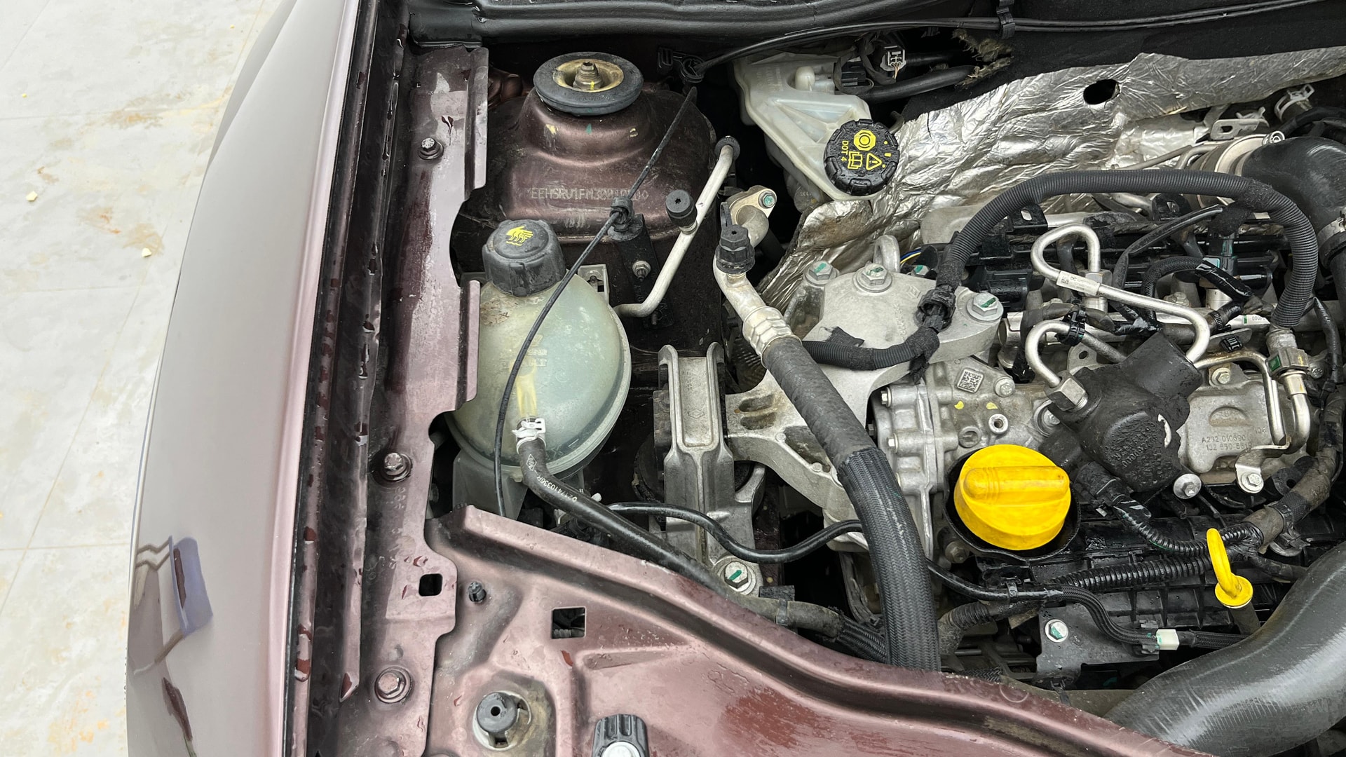 View 2021 Renault Duster 1.3L Turbo Petrol RXZ Image 3 Used 2021 Renault Duster 1.3L Turbo Petrol RXZ Image 3
