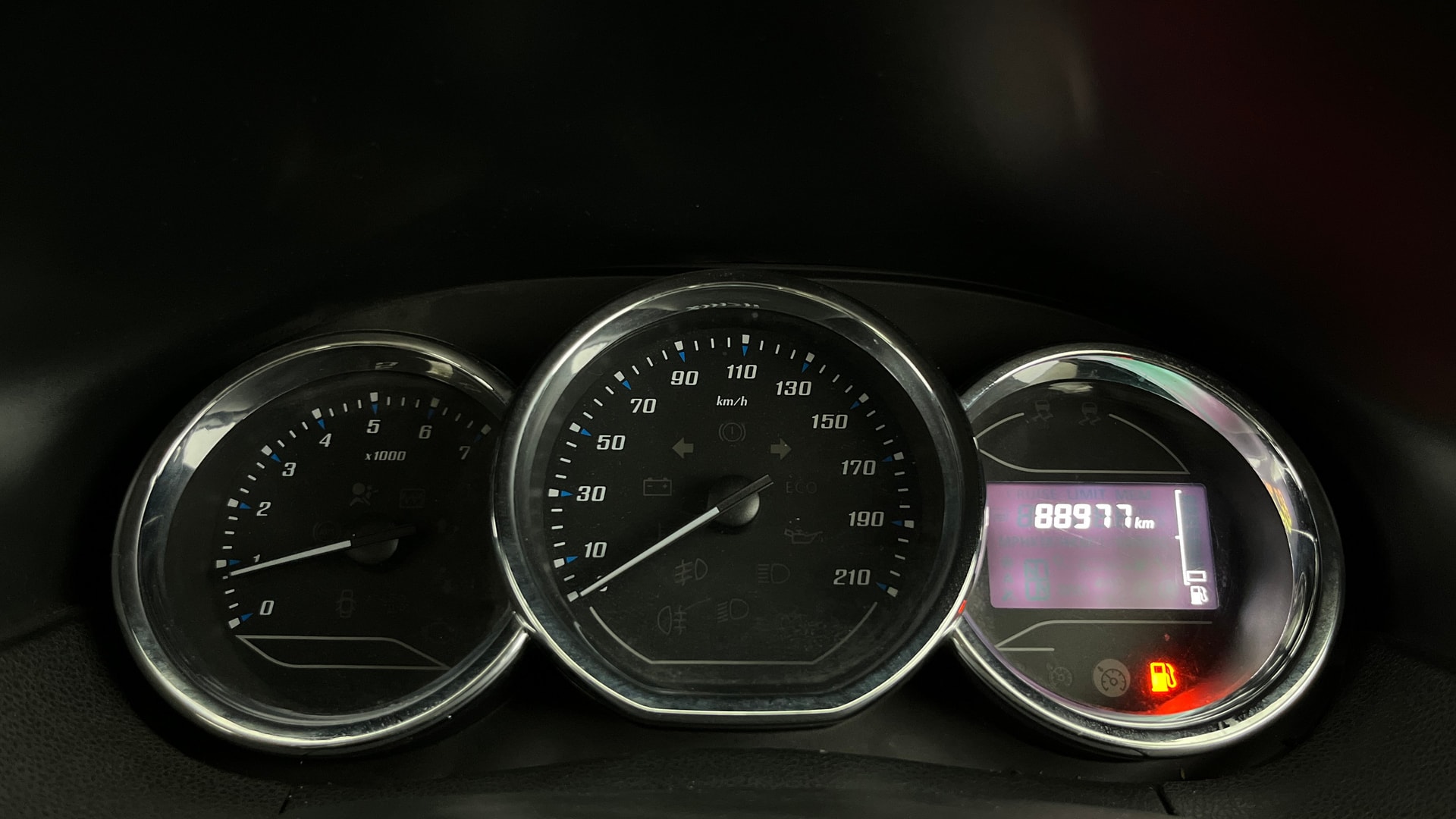 View 2021 Renault Duster 1.3L Turbo Petrol RXZ Image 34 Used 2021 Renault Duster 1.3L Turbo Petrol RXZ Image 34
