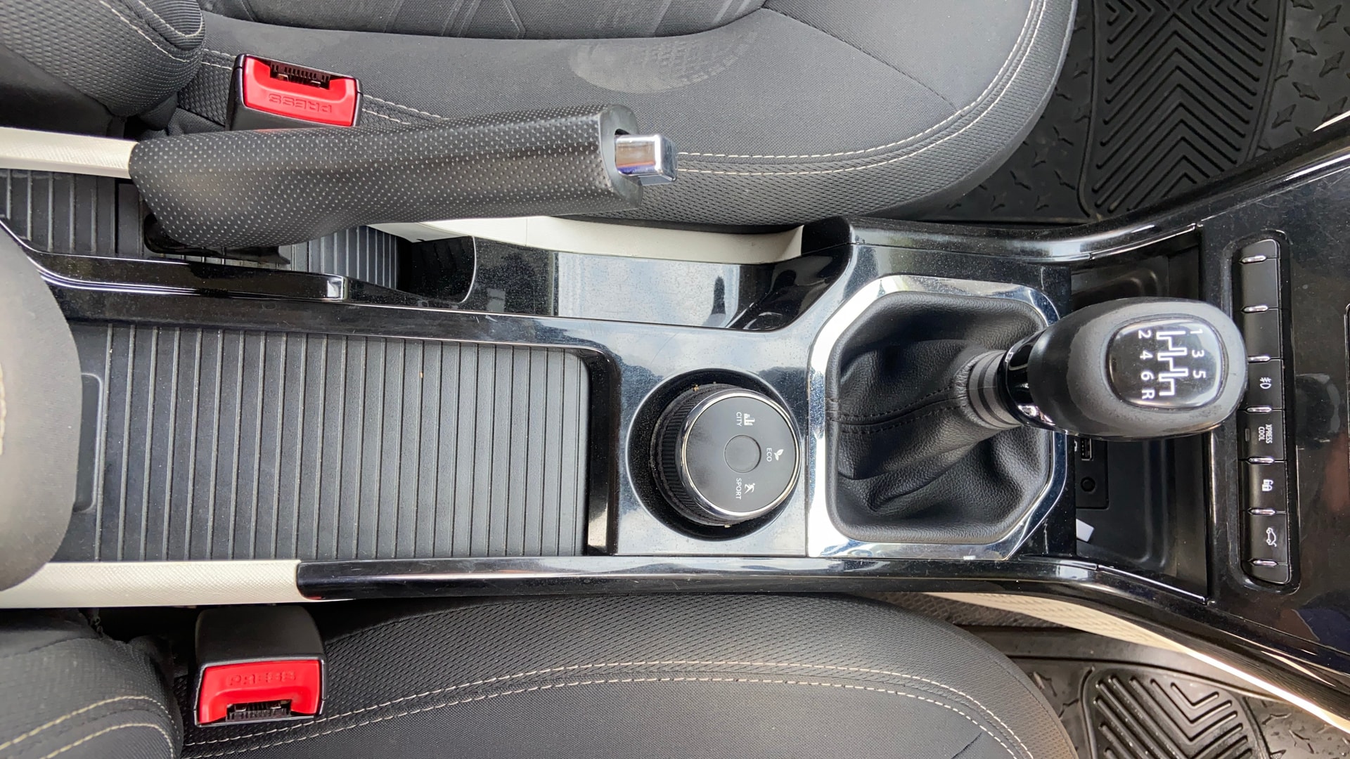 View 2021 Tata Nexon Revotron XE Image 41 Used 2021 Tata Nexon Revotron XE Image 41