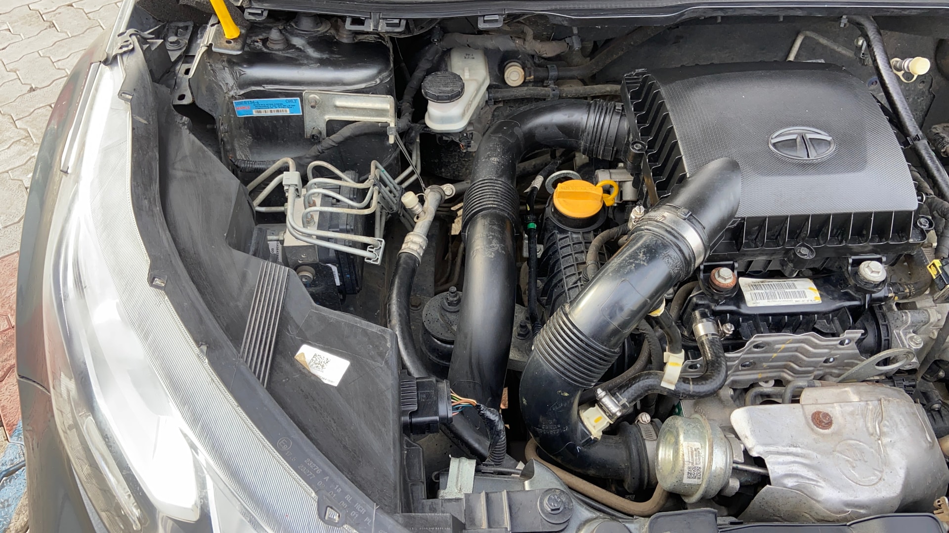 View 2021 Tata Nexon Revotron XE Image 14 Used 2021 Tata Nexon Revotron XE Image 14