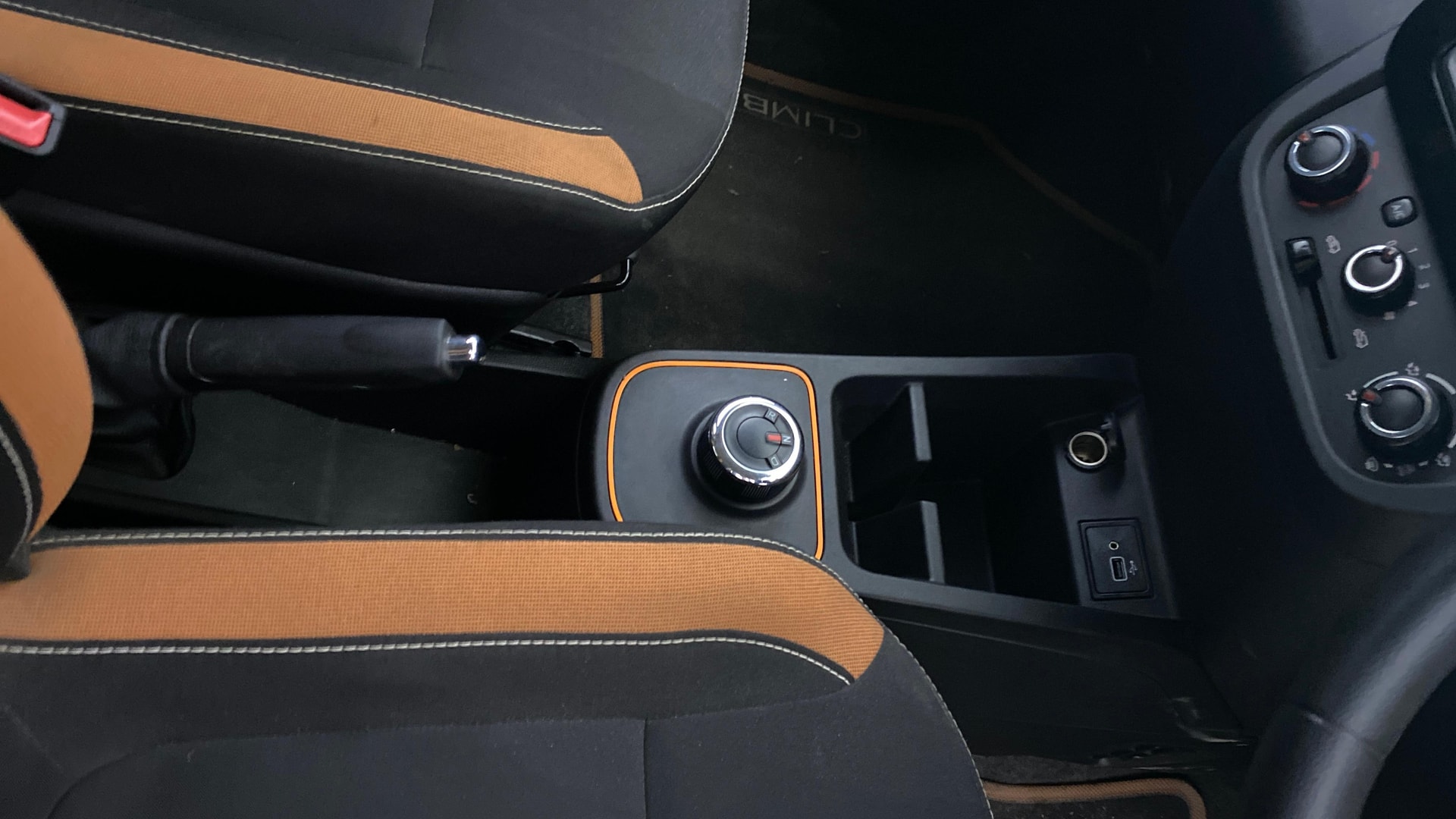 View 2019 Renault Kwid Climber (O) Easy-R Image 38 Used 2019 Renault Kwid Climber (O) Easy-R Image 38