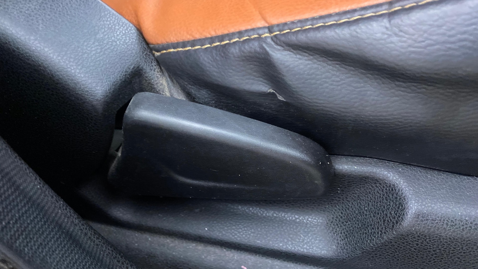 View 2019 Renault Kwid RXL 1.0 BS IV Image 18 Used 2019 Renault Kwid RXL 1.0 BS IV Image 18
