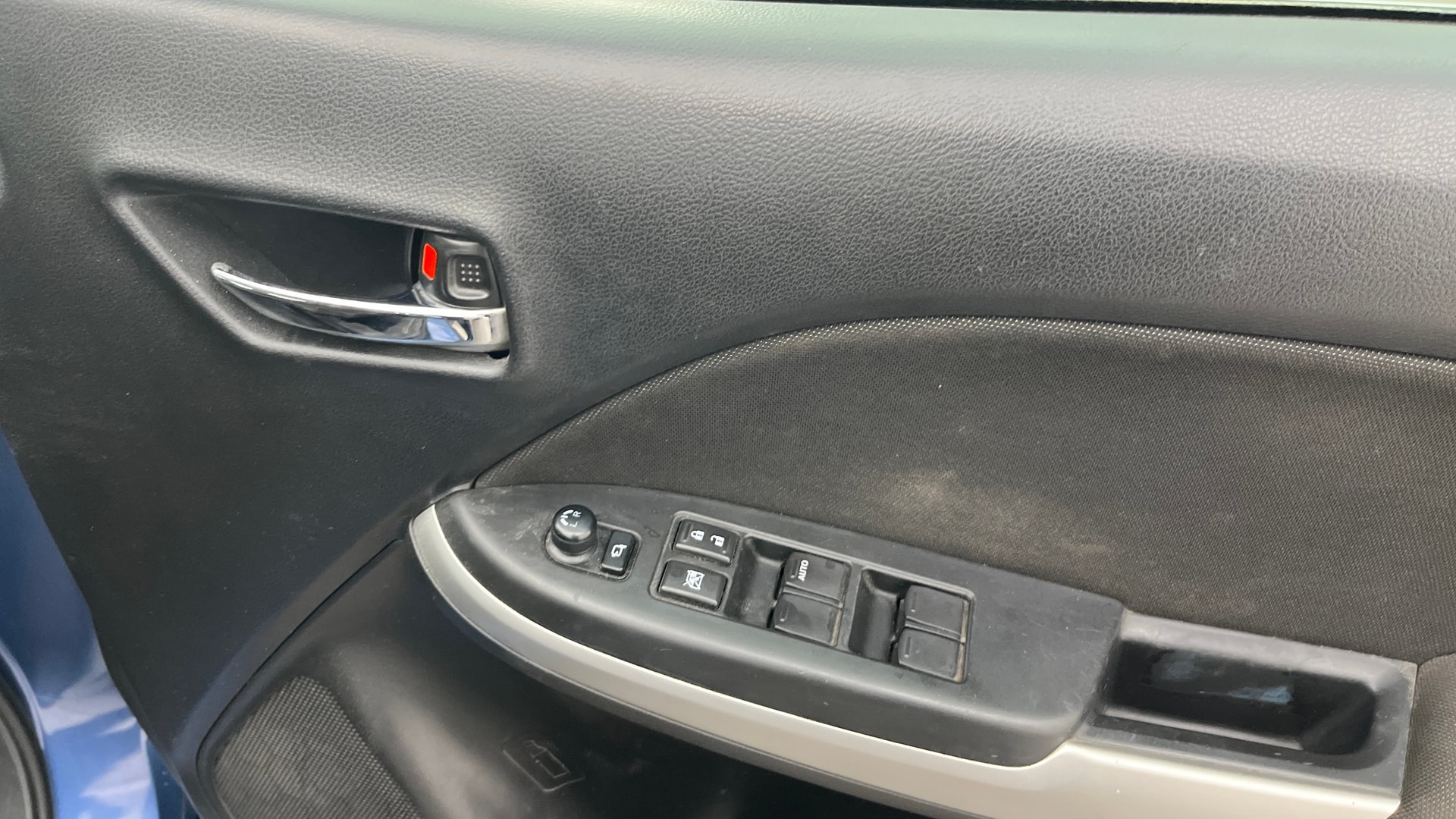 View 2017 Maruti Suzuki 1000 Base Variant Image 32 Used 2017 Maruti Suzuki 1000 Base Variant Image 32